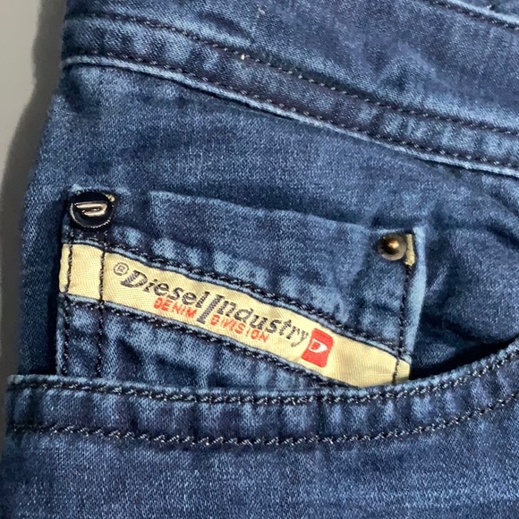 Diesel Buster 0665T Reg slim-Tapered Men’s Jeans size 31x32 - Picture 2 of 16